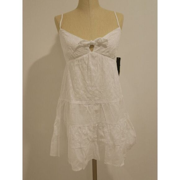 City Studios White Tiered Empire Fit & Flare Dress Size 9 Adjustable Straps - Picture 2 of 7